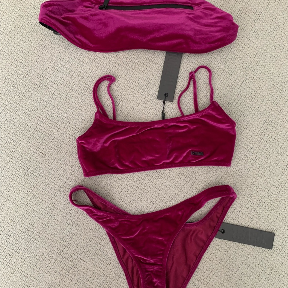 Triangl purple bikini